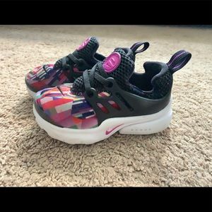 Nike infant girl shoes, 7C
